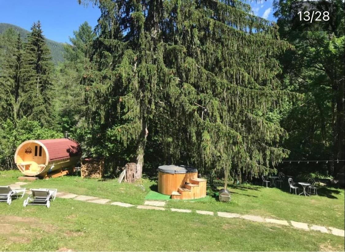 La Locanda Delle Pulci Bio Welness เมซซานา ภายนอก รูปภาพ