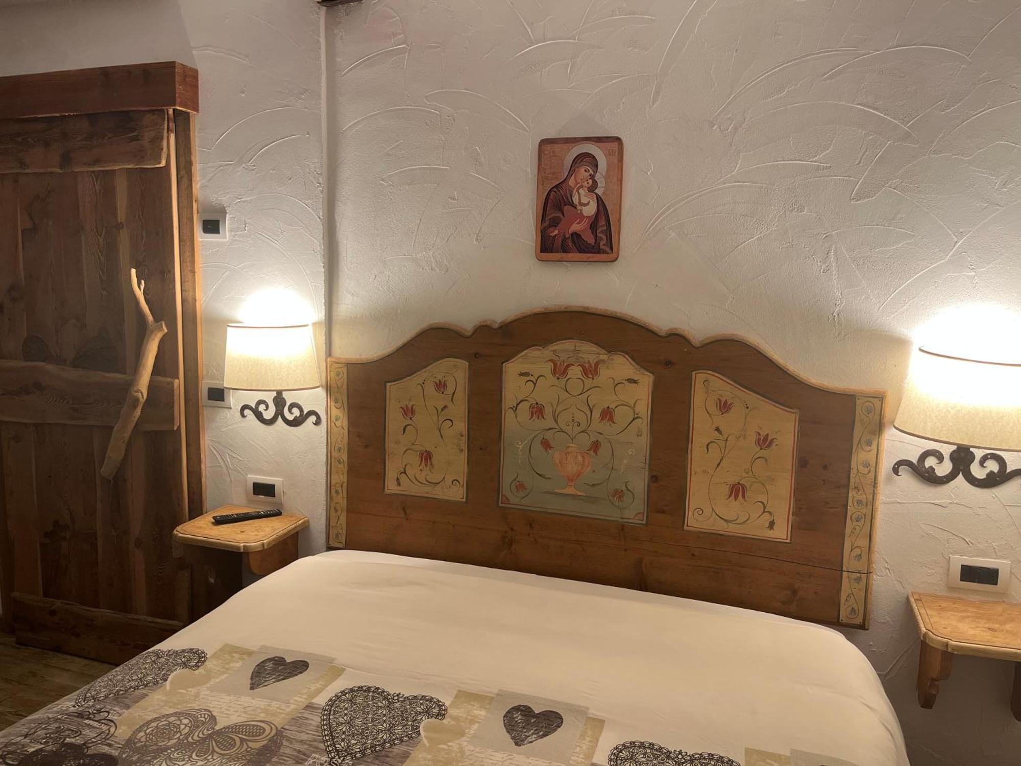 La Locanda Delle Pulci Bio Welness เมซซานา ภายนอก รูปภาพ